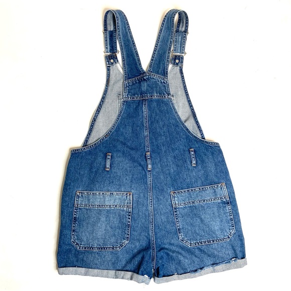 TOPSHOP Moto Denim Short Overalls - Picture 4 of 13